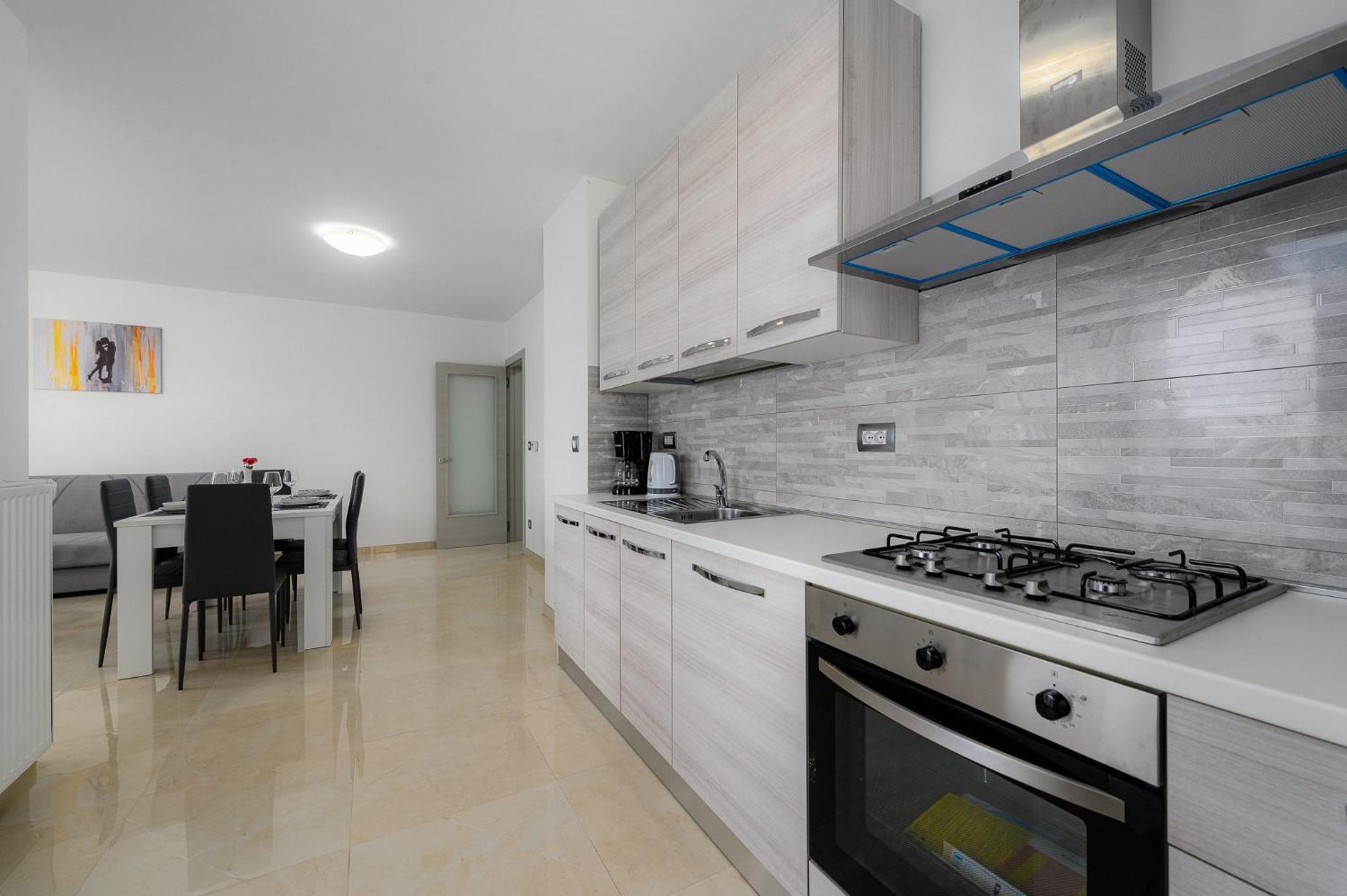 Stancija Amorozo 5 - Apartment N. 7 Poreč Extérieur photo