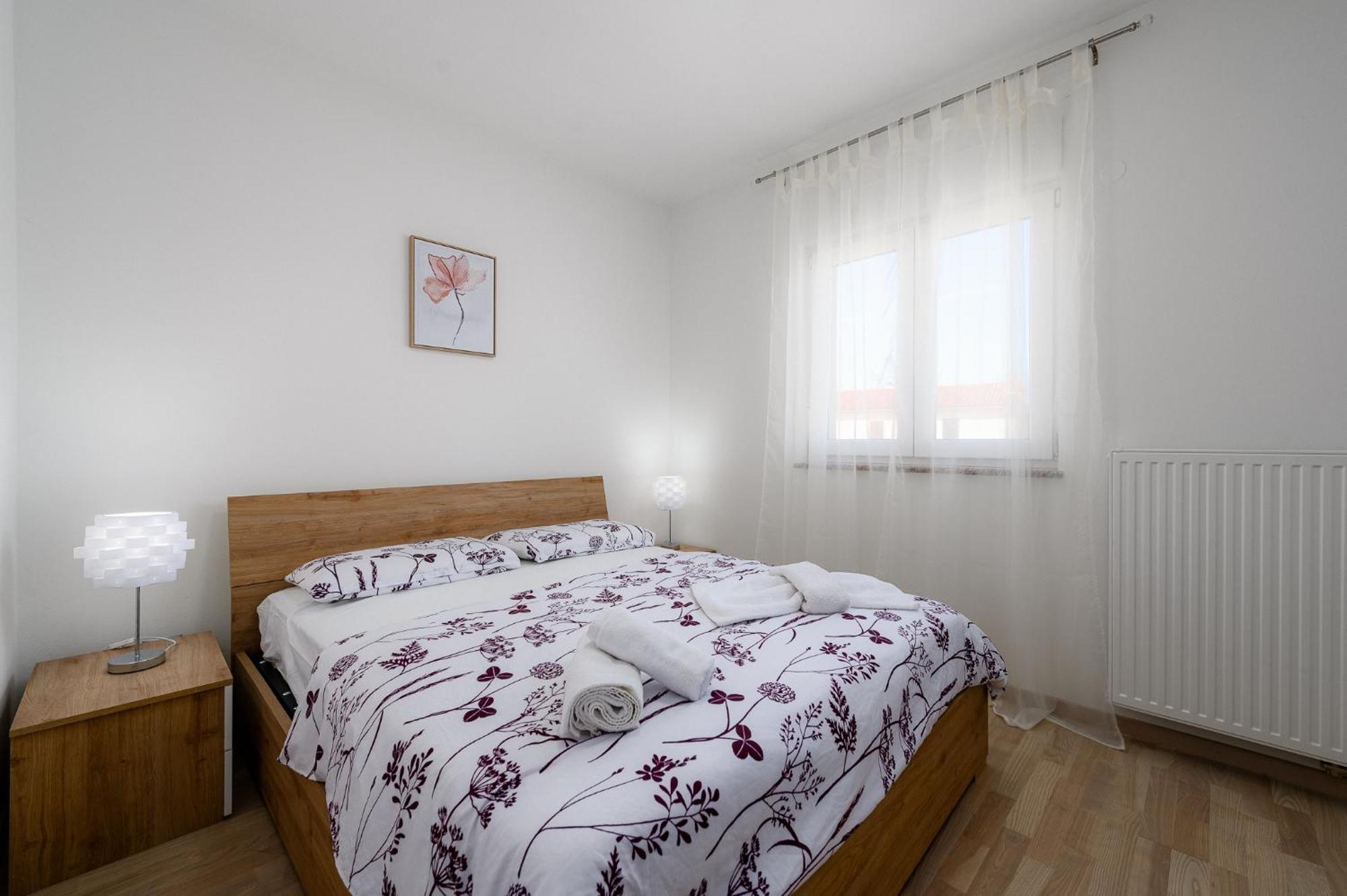 Stancija Amorozo 5 - Apartment N. 7 Poreč Extérieur photo